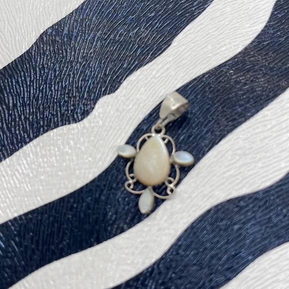 Tiny Delicate Mother of Pearl & Sterling Silver Pendant - Picture 3 of 5